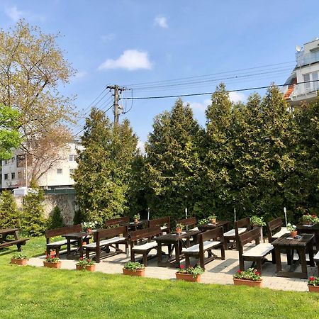 Hotel 21 Μπρατισλάβα Εξωτερικό φωτογραφία